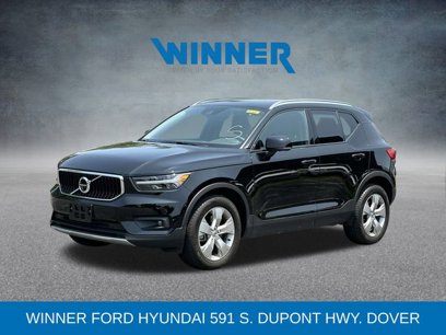 Used 2022 Volvo XC40 T4 Momentum
