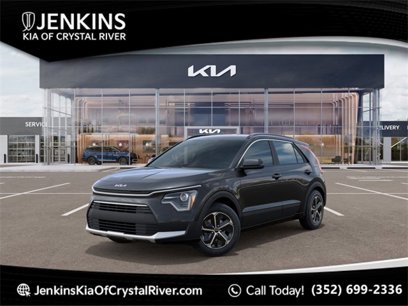 New 2025 Kia Niro LX