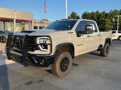 Used 2024 Chevrolet Silverado 2500 ZR2 w/ Technology Package