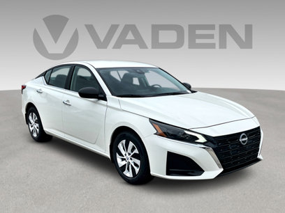 New 2025 Nissan Altima 2.5 S