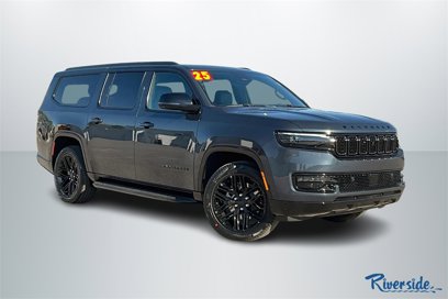 New 2025 Jeep Wagoneer L Series II w/ Convenience Group I