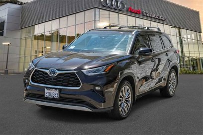 Used 2021 Toyota Highlander Platinum