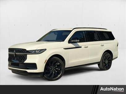 New 2025 Lincoln Navigator Reserve w/ Jet Appearance Package