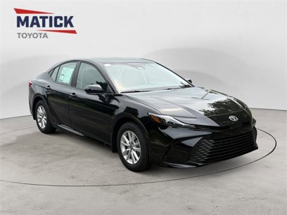 New 2025 Toyota Camry LE