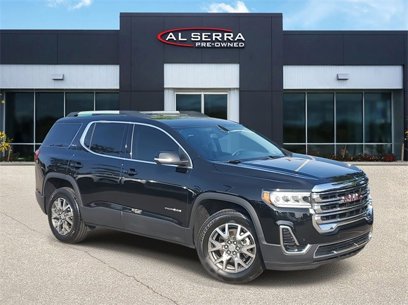 Certified 2022 GMC Acadia SLE w/ Driver Convenience Package