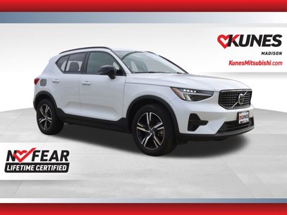 Used 2024 Volvo XC40 B5 Core