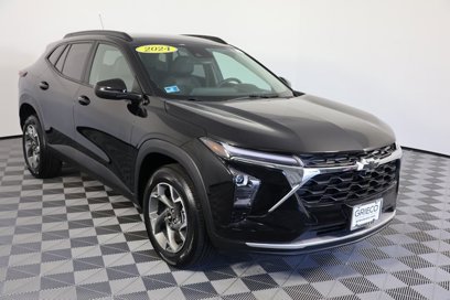 Used 2024 Chevrolet Trax LT w/ Driver Confidence Package