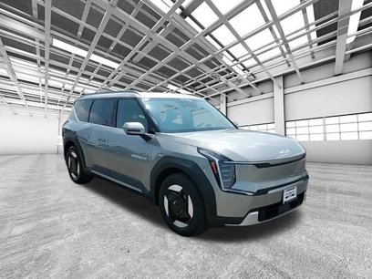 Certified 2024 Kia EV9 Wind