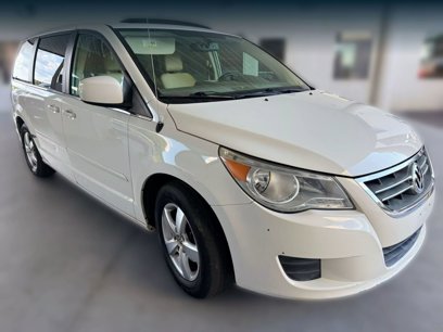 Used 2010 Volkswagen Routan SEL
