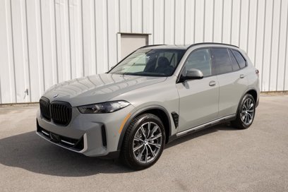 New 2025 BMW X5 xDrive40i w/ Parking Assistance Package