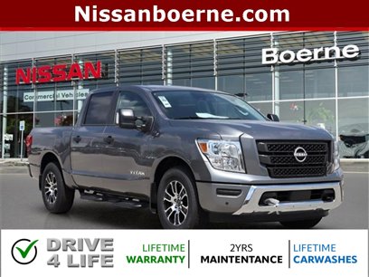 New 2024 Nissan Titan SV w/ SV Convenience Package