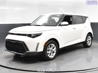 New 2025 Kia Soul LX