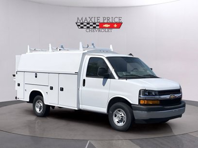 New 2024 Chevrolet Express 3500 w/ Power Convenience Package