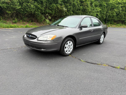 Used 2002 Ford Taurus LX