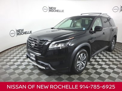 Certified 2022 Nissan Pathfinder SL w/ Lighting Package (N92)