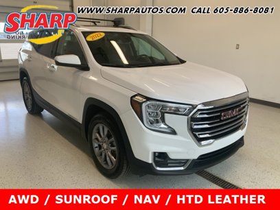 Used 2022 GMC Terrain SLT w/ Infotainment Package II