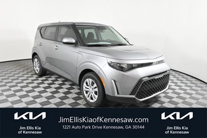 New 2025 Kia Soul LX