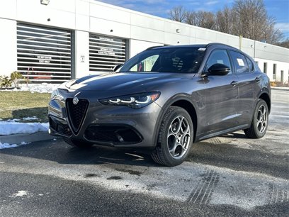 New 2025 Alfa Romeo Stelvio Sprint