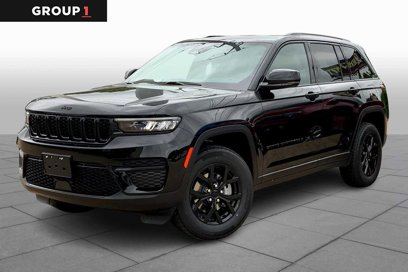 New 2025 Jeep Grand Cherokee Laredo