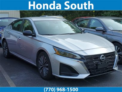 Used 2024 Nissan Altima 2.5 SV