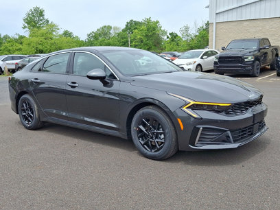 New 2025 Kia K5 LXS