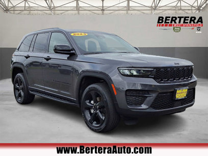 Used 2023 Jeep Grand Cherokee Altitude