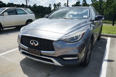 Used 2017 INFINITI QX30 Premium