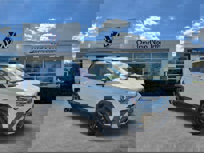 New 2025 Volkswagen Taos SE