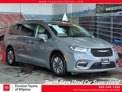 Used 2021 Chrysler Pacifica Touring-L