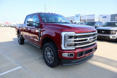 New 2025 Ford F250 Platinum w/ Platinum Plus Package