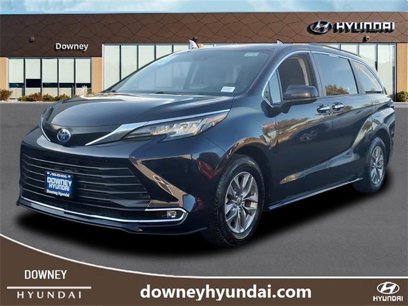 Used 2023 Toyota Sienna XLE
