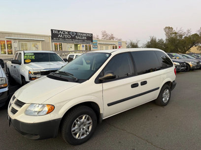 Used 2005 Dodge Caravan SE