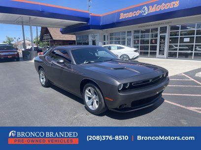 Used 2017 Dodge Challenger SXT