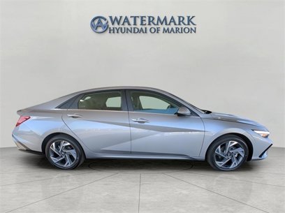 New 2025 Hyundai Elantra SEL w/ Cargo Package