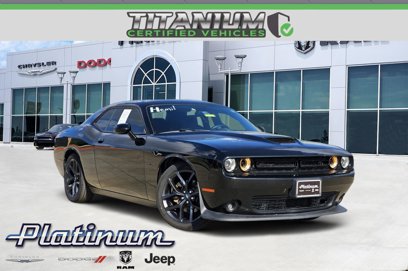Used 2022 Dodge Challenger R/T w/ Blacktop Package