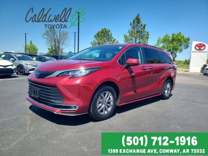 Certified 2023 Toyota Sienna XLE