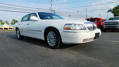 Used 2004 Lincoln Town Car Signature