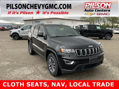 Used 2019 Jeep Grand Cherokee Laredo w/ 18" Wheel & 8.4" Radio Group