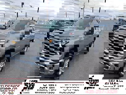 New 2025 Chevrolet Silverado 3500 LTZ w/ LTZ Premium Package