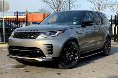 New 2025 Land Rover Discovery Dynamic SE