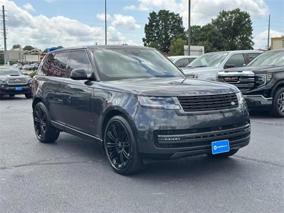 Used 2025 Land Rover Range Rover SE