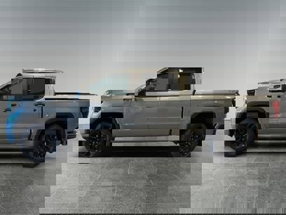 New 2025 GMC Sierra 1500 Pro w/ Graphite Edition