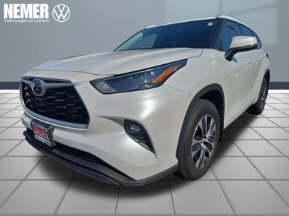 Used 2022 Toyota Highlander XLE