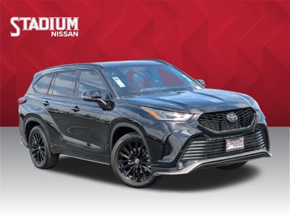 Used 2023 Toyota Highlander XSE