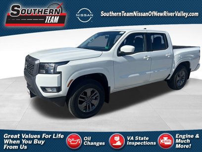New 2025 Nissan Frontier SV w/ SV Convenience Package