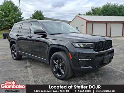 Used 2022 Jeep Grand Cherokee L Limited w/ Black Appearance Package