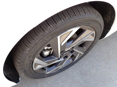 New 2025 Hyundai Elantra SEL