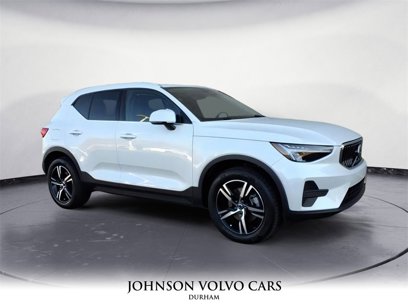 New 2025 Volvo XC40 B5 Core w/ Protection Package Premier