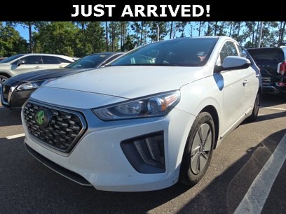 Used 2022 Hyundai Ioniq SE