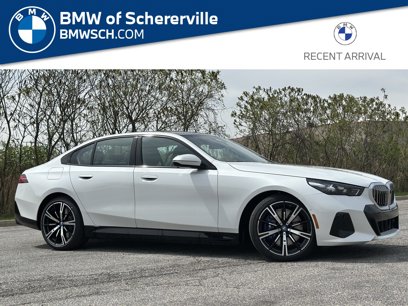 New 2025 BMW 550e xDrive w/ Premium Package